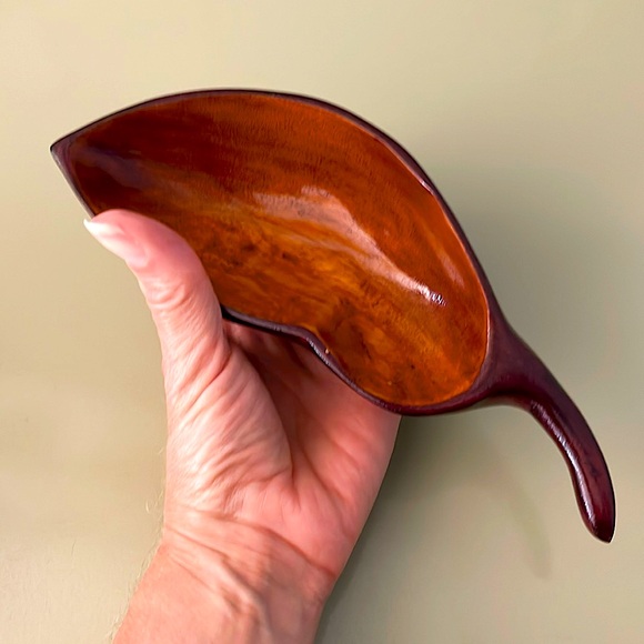Wood Leaf Bowl Set - Picture 3 of 13